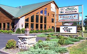 The Lodge At Crooked Lake